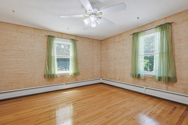 156 Hampton St, Auburn, MA 01501