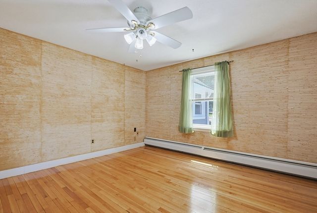 156 Hampton St, Auburn, MA 01501
