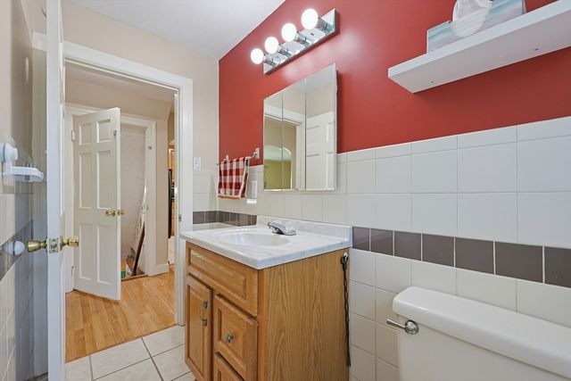 156 Hampton St, Auburn, MA 01501