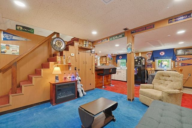 156 Hampton St, Auburn, MA 01501