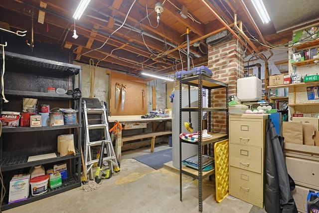 156 Hampton St, Auburn, MA 01501