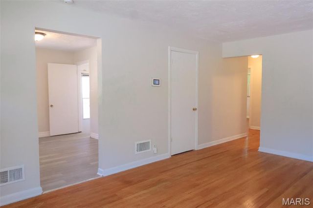 4300 Begg Boulevard, Northwoods, MO 63121