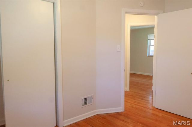 4300 Begg Boulevard, Northwoods, MO 63121