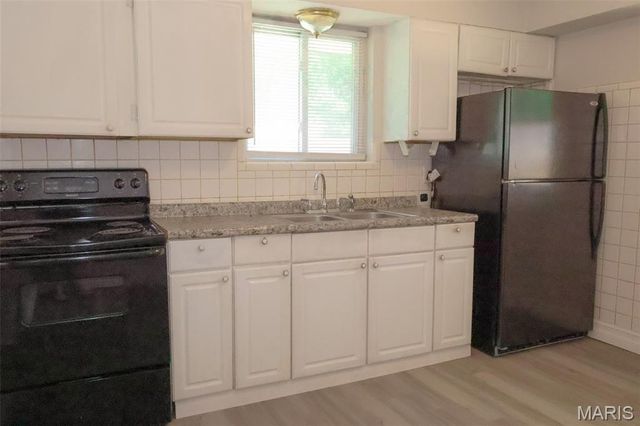 4300 Begg Boulevard, Northwoods, MO 63121