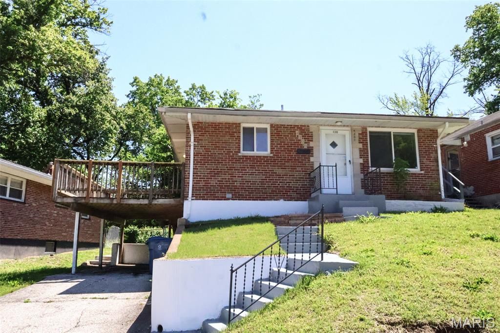 4300 Begg Boulevard, Northwoods, MO 63121