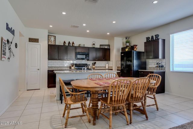 30216 W VERDE Lane, Buckeye, AZ 85396