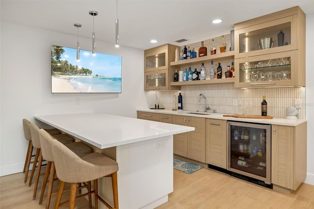 225 LITTLE POND LANE, Sarasota, FL 34242