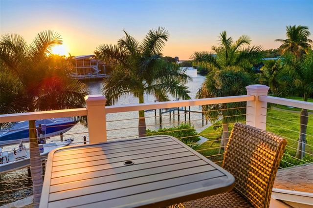 225 LITTLE POND LANE, Sarasota, FL 34242