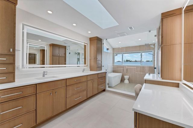 225 LITTLE POND LANE, Sarasota, FL 34242