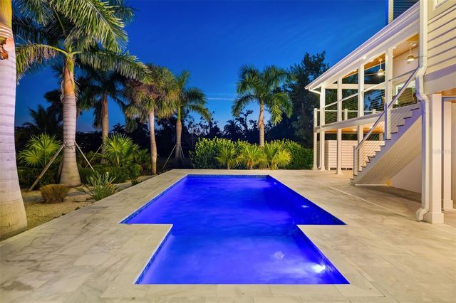 225 LITTLE POND LANE, Sarasota, FL 34242