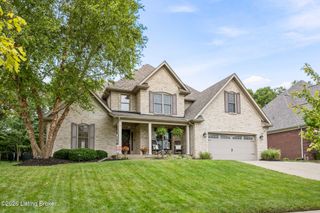 506 Davenport Dr, Louisville, KY 40245