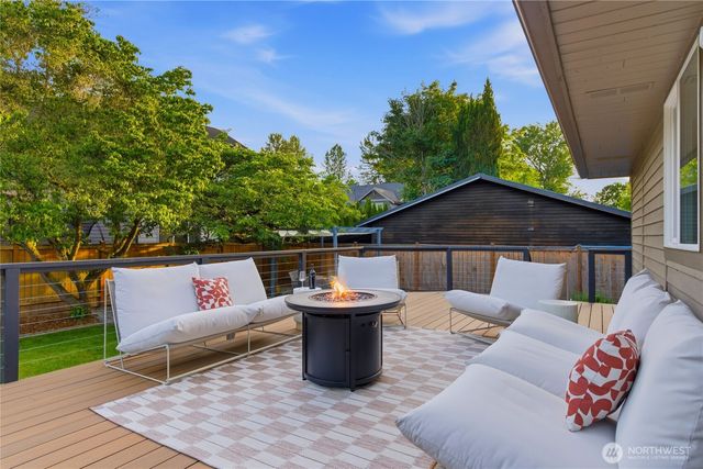 13249 SE 261st Street, Kent, WA 98042