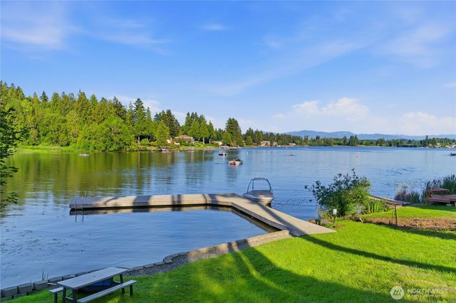 13249 SE 261st Street, Kent, WA 98042