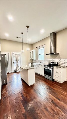 1815 Chapman Street, Houston, TX 77009