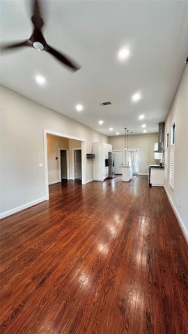 1815 Chapman Street, Houston, TX 77009