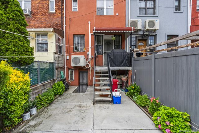 157 E 49th Street, Brooklyn, NY 11203