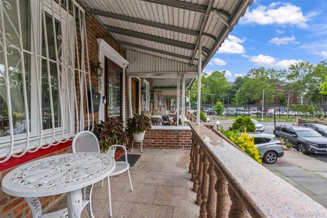 157 E 49th Street, Brooklyn, NY 11203