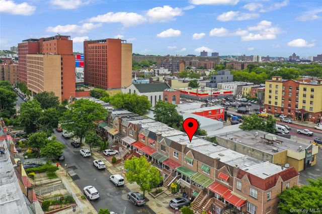 157 E 49th Street, Brooklyn, NY 11203