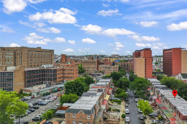 157 E 49th Street, Brooklyn, NY 11203