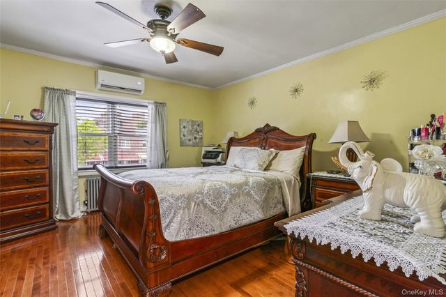 157 E 49th Street, Brooklyn, NY 11203