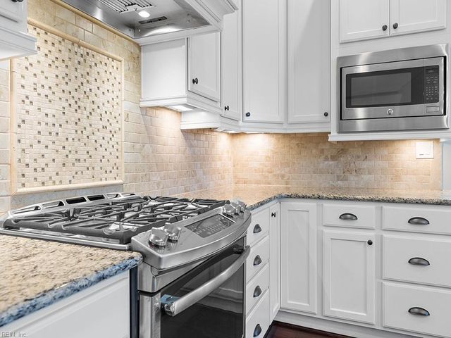 1153 Edinburgh PW, Chesapeake, VA 23322
