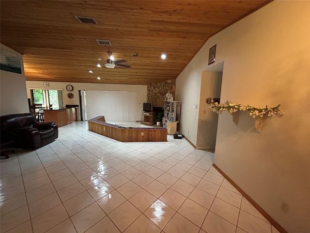 6383 NW 62nd Ter, Parkland, FL 33067