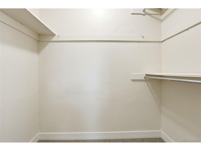 800 Vaughn St, Aurora, CO 80011