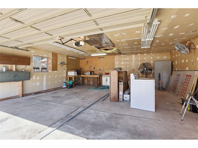 800 Vaughn St, Aurora, CO 80011