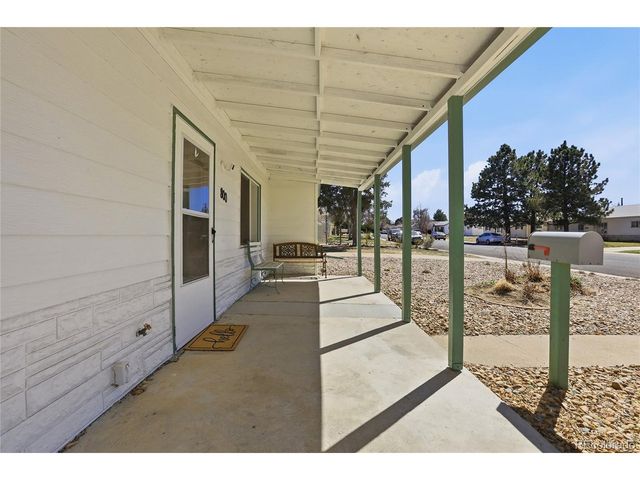 800 Vaughn St, Aurora, CO 80011