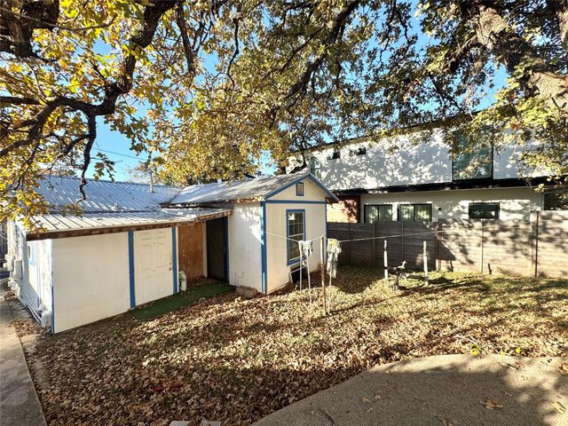 1133 Salina ST, Austin, TX 78702