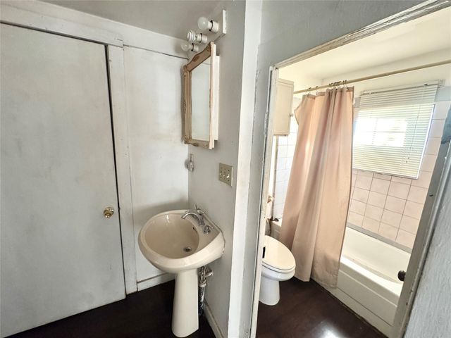 1133 Salina ST, Austin, TX 78702