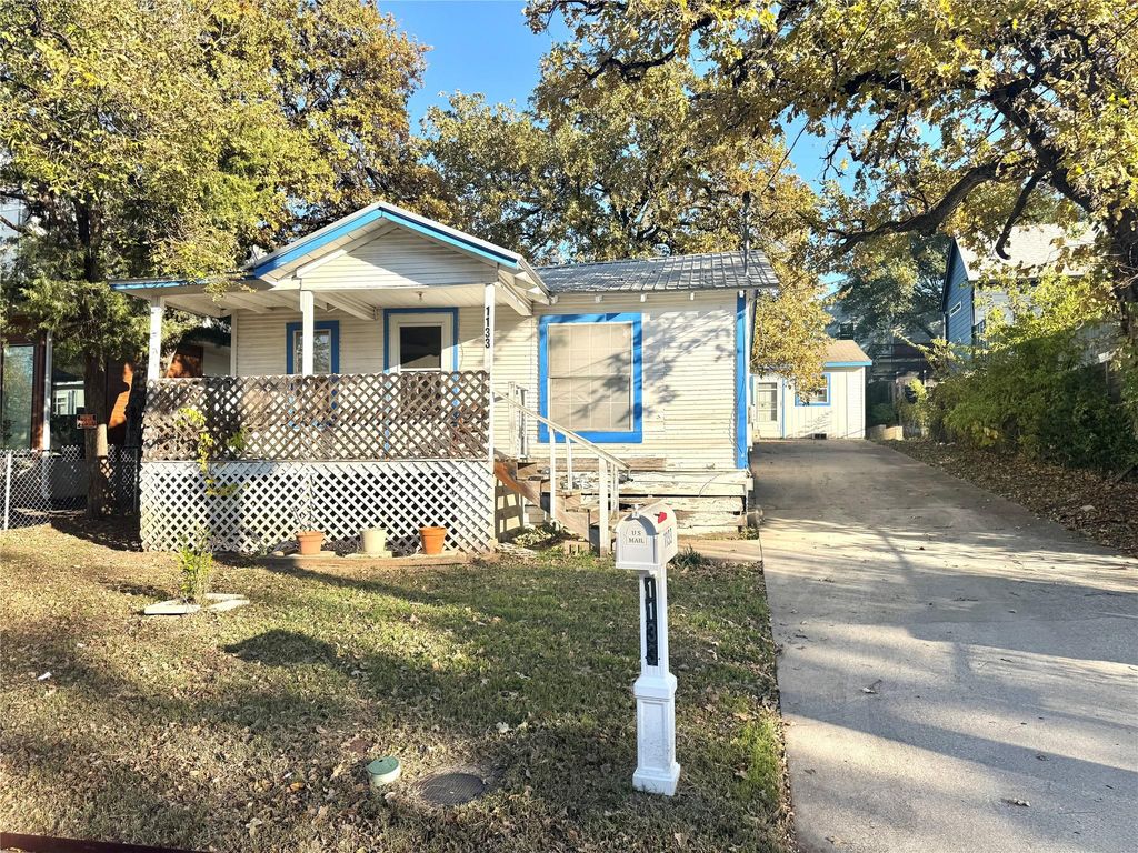 1133 Salina ST, Austin, TX 78702