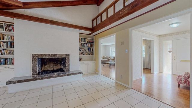 5710 Pickwick Lane, Beaumont, TX 77706