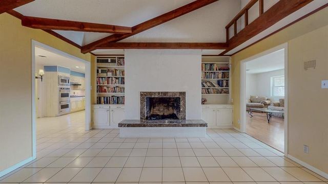 5710 Pickwick Lane, Beaumont, TX 77706