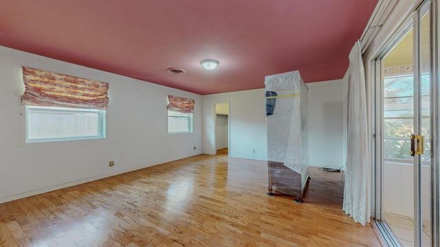 5710 Pickwick Lane, Beaumont, TX 77706