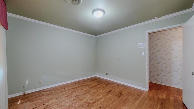 5710 Pickwick Lane, Beaumont, TX 77706