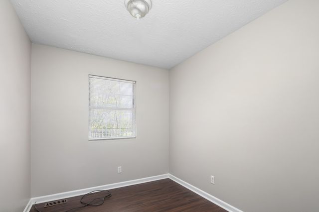 117-123 Bradford Drive, Paris, KY 40361