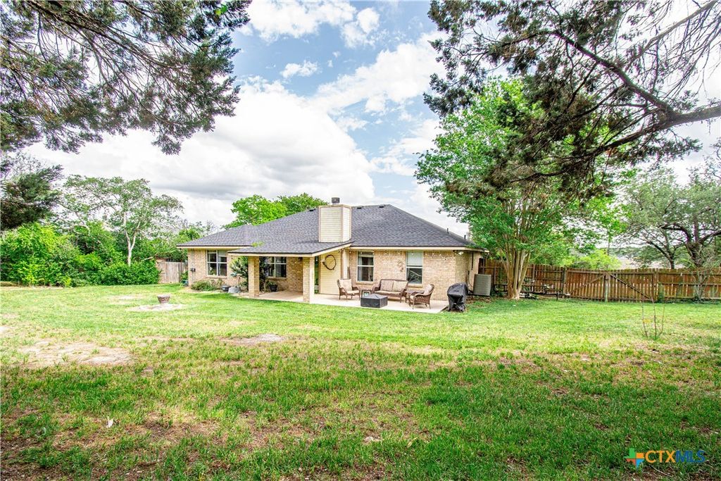 Image 23 of property listing at 5362 Denmans Loop, Belton, TX 76513