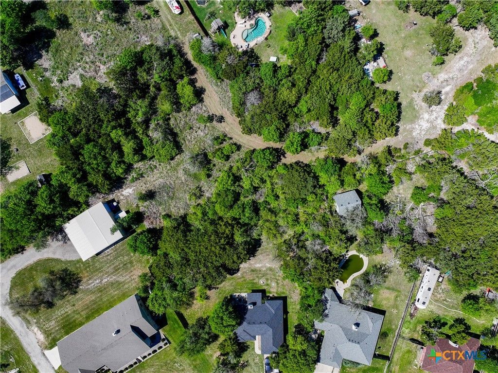 Image 25 of property listing at 5362 Denmans Loop, Belton, TX 76513