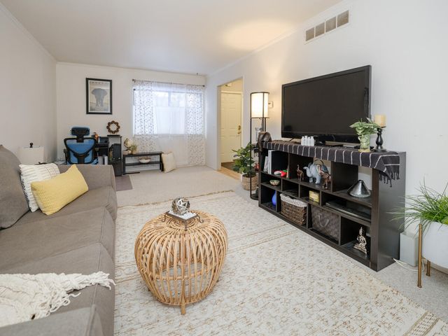 107 Inverness Court, Kalamazoo Twp, MI 49006