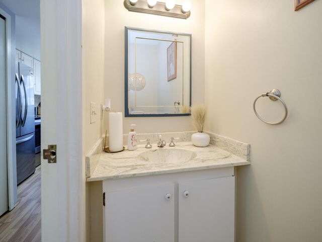 107 Inverness Court, Kalamazoo Twp, MI 49006