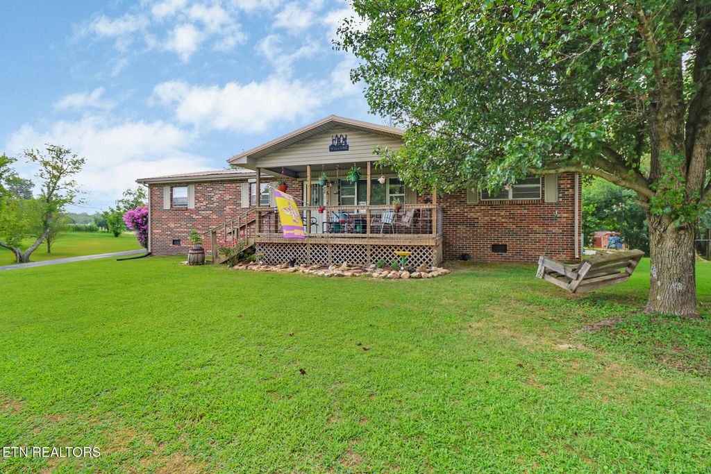 430 Hillcrest Drive, Crossville, TN 38555
