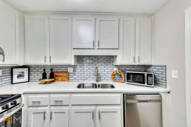 210 Booth Road SW B, Marietta, GA 30008