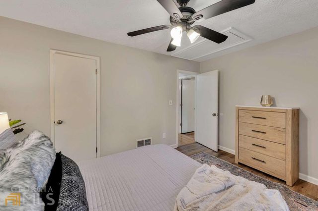 210 Booth Road SW B, Marietta, GA 30008