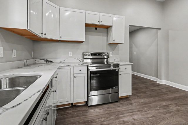 303 E Park Avenue, Spartanburg, SC 29306