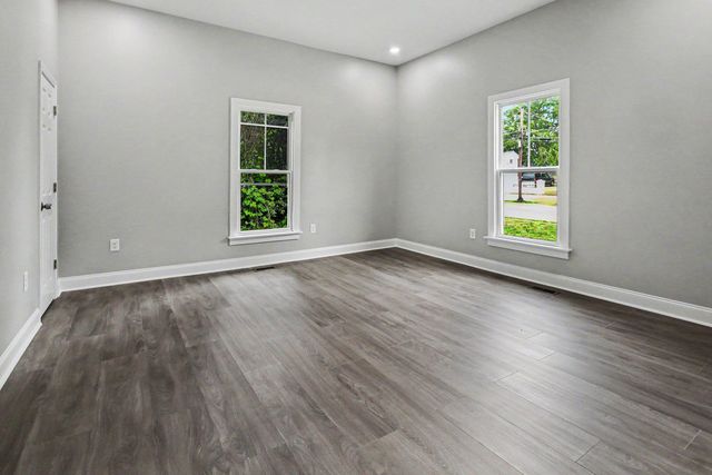 303 E Park Avenue, Spartanburg, SC 29306