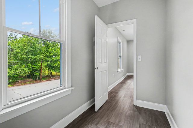 303 E Park Avenue, Spartanburg, SC 29306