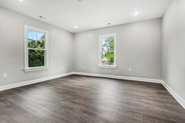 303 E Park Avenue, Spartanburg, SC 29306