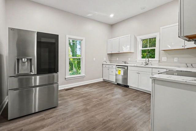 303 E Park Avenue, Spartanburg, SC 29306