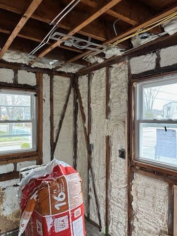 106 Darrow St, Quincy, MA 02169